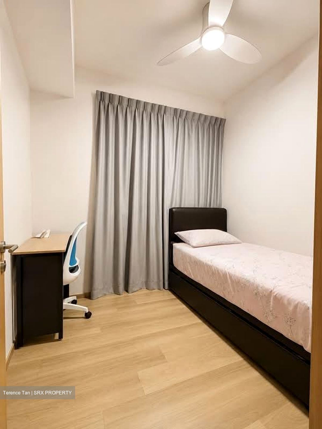 The Lakefront Residences (D22), Condominium #562113761